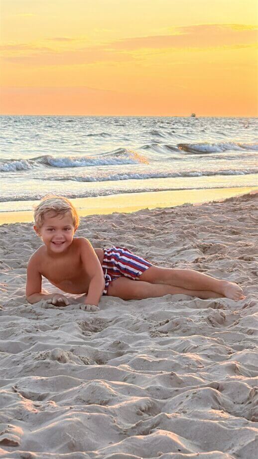 B909D533-E799-4BC8-88CB-47CDFE0A8FC0_1_102_a - Thomas Griffin